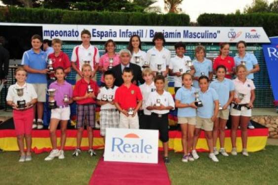 Ana Peláez y Gonzalo Leal finalizan segundos en los Campeonatos de España Infantil y Alevín Reale