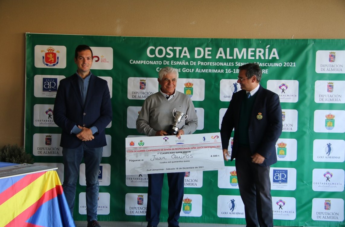 Juan Quirós, ganador en categoría super senior del Costa de Almería Campeonato de España de Profesionales Senior en Almerimar Golf