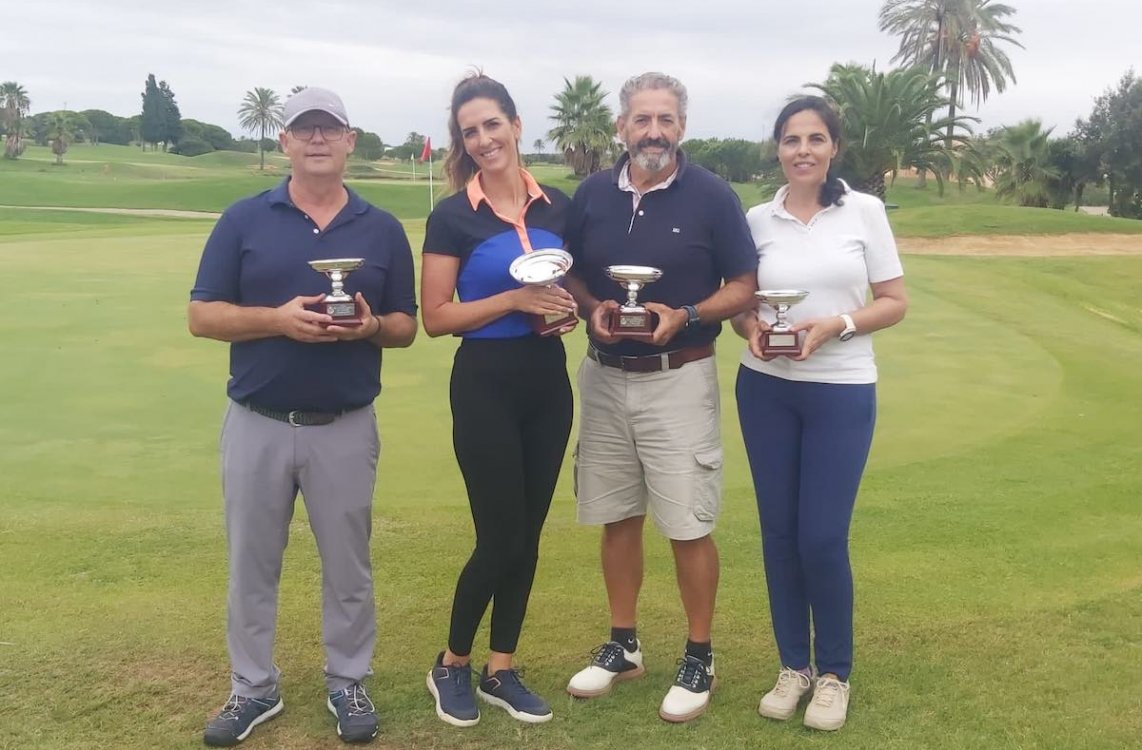 María Gracia, Silvia Lacalle, Tomás Guerrero  y Sergio Ruiz, campeones de Andalucía de 5ª Categoría