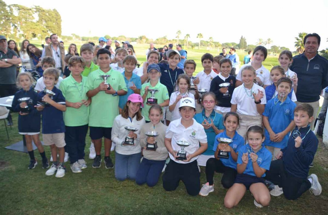 Álvaro Lechuga y Félix Pichardo brillan con luz propia en el Pequecircuito de Andalucía en Villa Nueva Golf Resort