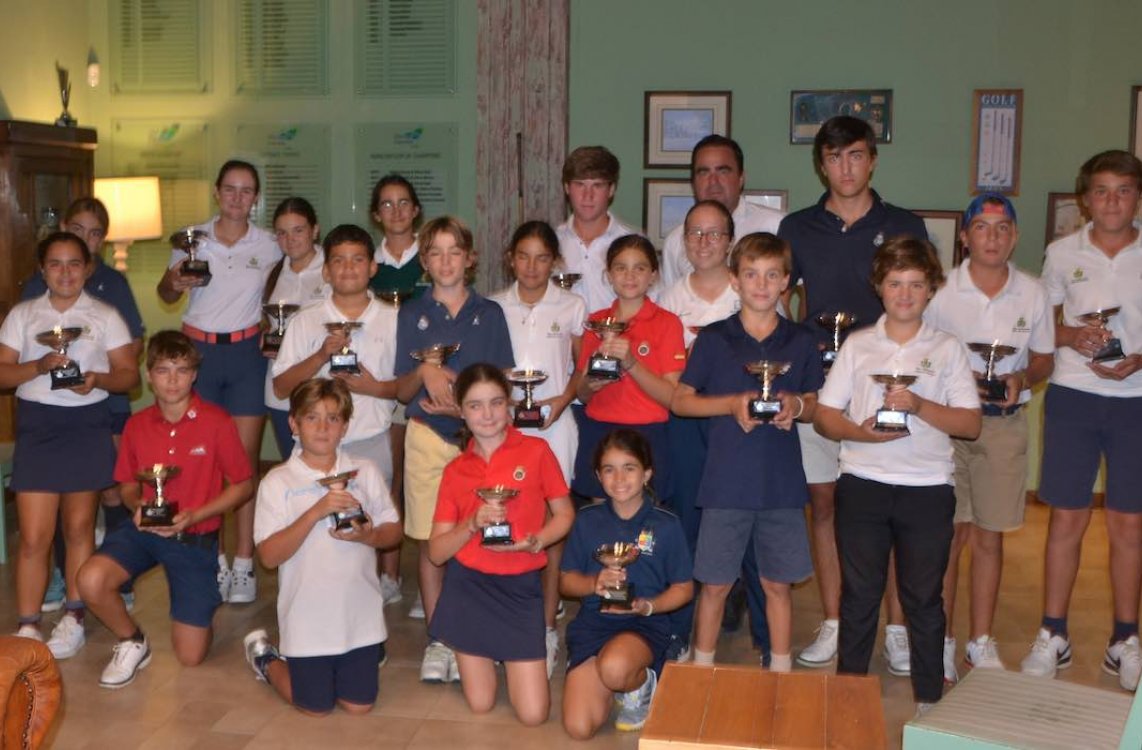 Gonzalo Guillén y Santiago Bernal brillan con luz propia en el Circuito Juvenil y Benjamín en Isla Canela Links