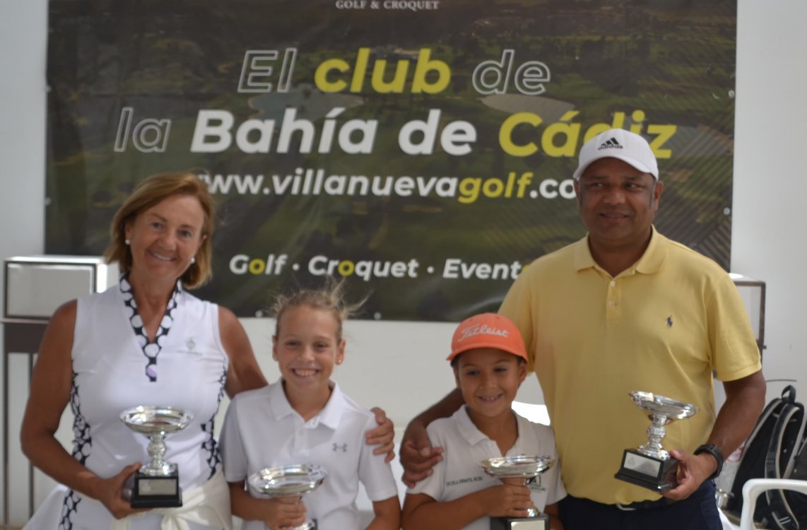 Thiago González y Marta Breijo se imponen en la gran final de la zona occidental del Circuito de 5ª categoría