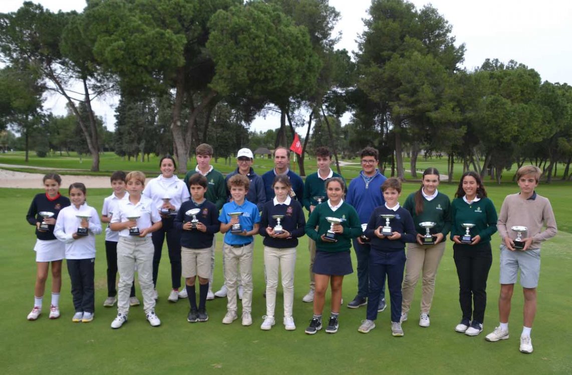 Festival de Gonzalo Guillén en el torneo del Circuito Juvenil y Benjamín celebrado en Pineda