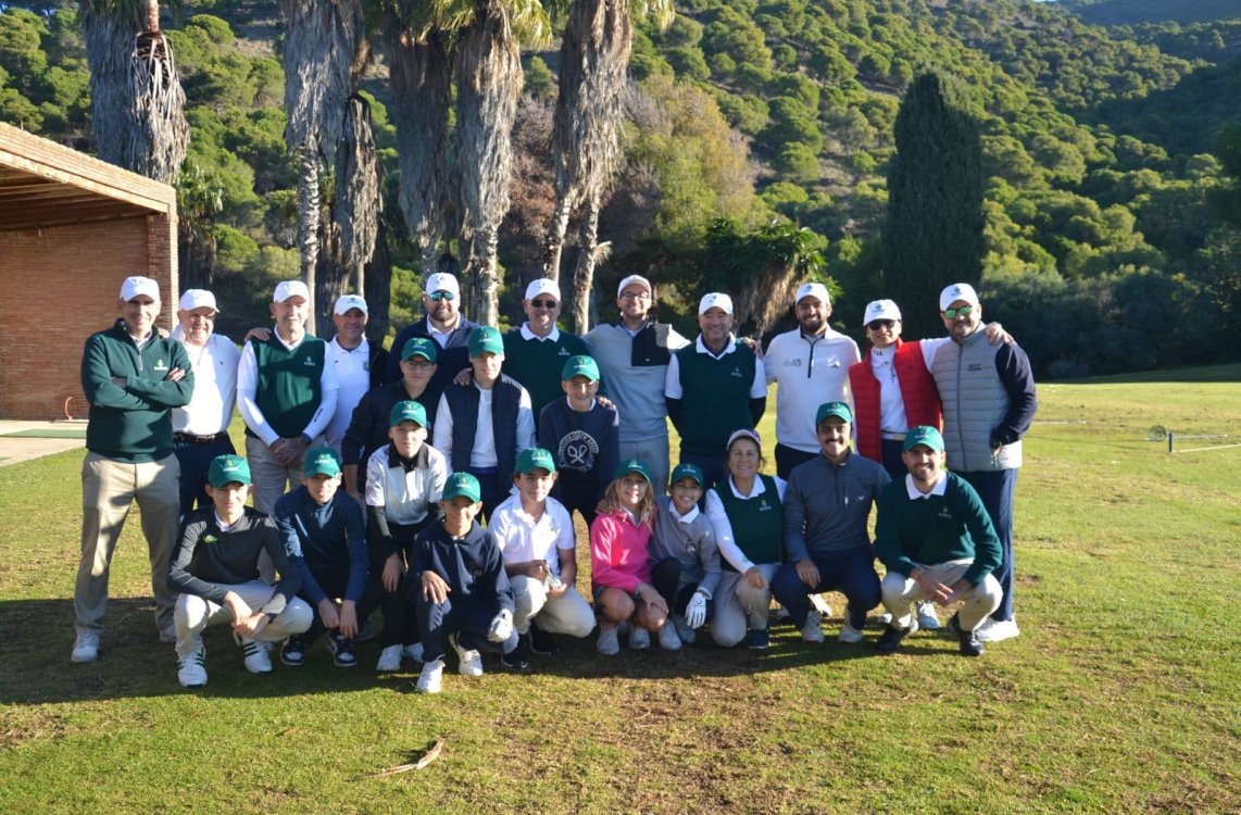 Alhaurín Golf vive su particular 'Ryder' con la Competición Final de Temporada de Pitch & Putt 2025