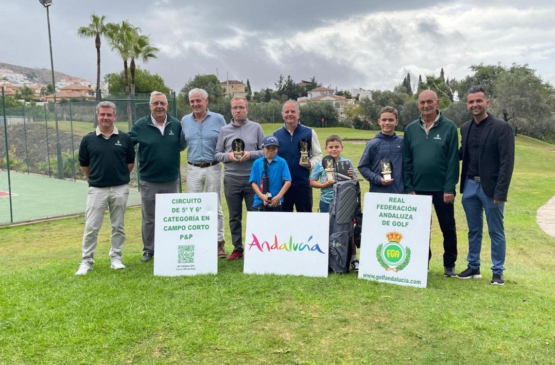 La lluvia no desluce la gran final del Circuito de 5ª y 6ª Categoría en Campo Corto de Pitch&Putt en Bil Bil Gof