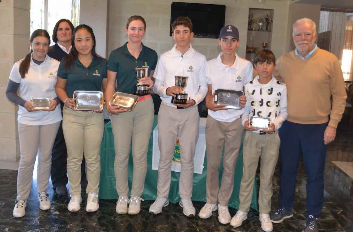 Julia Moreno y Antonio Muñoz se proclaman campeones del Match Play Inivierno Sub 16