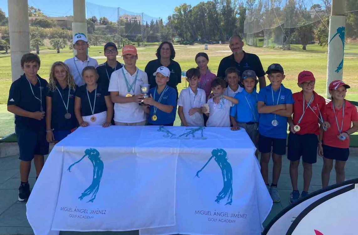 El IES Las Dunas de Marbella se impone en el Campeonato Interescolar de Andalucía Oriental celebrado en la Escuela de Golf Miguel Ángel Jiménez