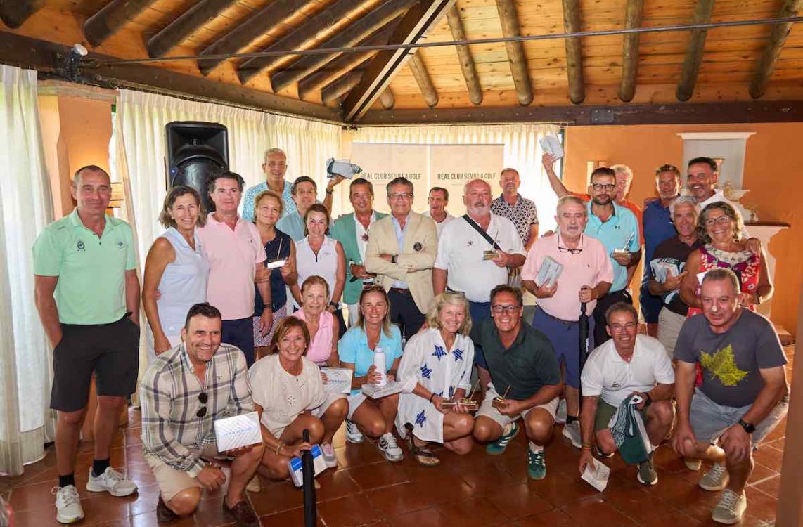 Jesús Manuel Ferreiro y Celia Nebot destacan en el Torneo Senior de Sevilla