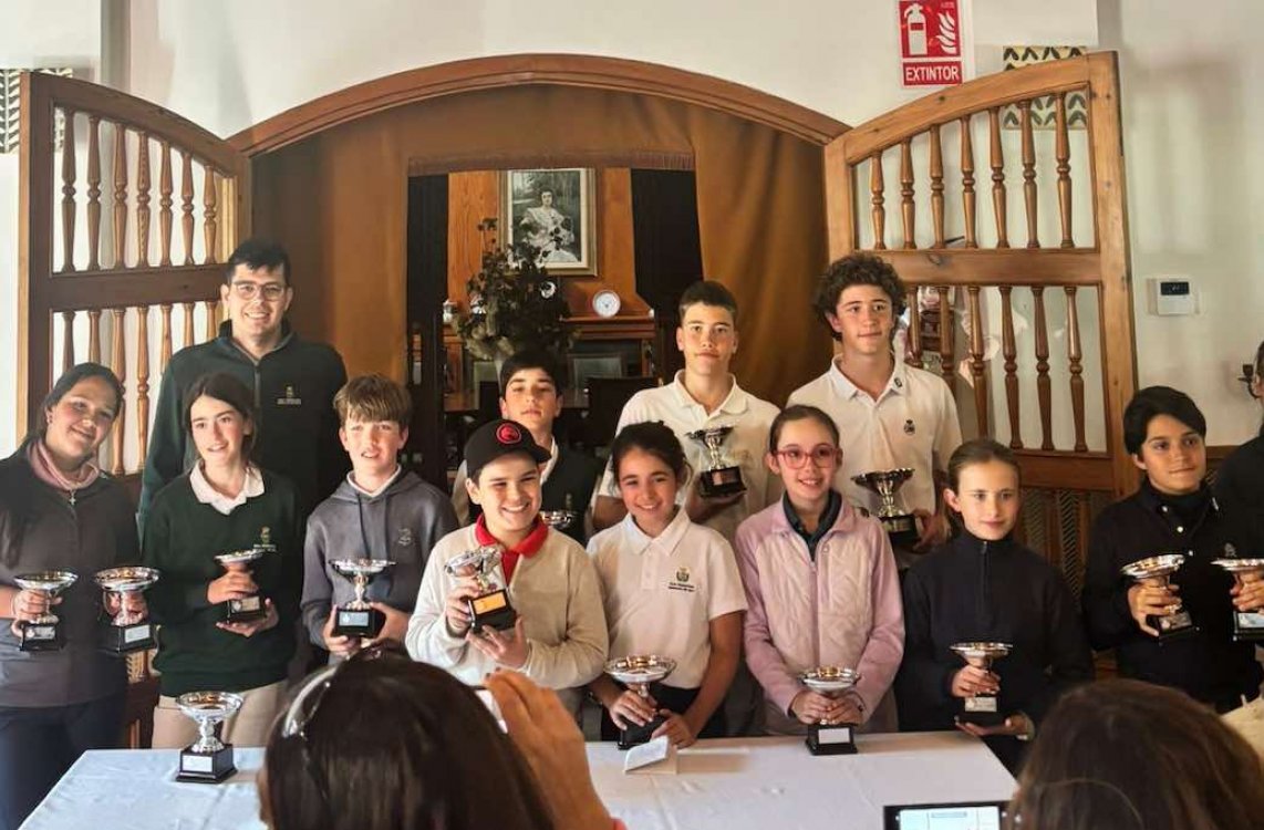 Dimitrii Elchaninov vuelve a brillar con luz propia en el Circuito Juvenil y Benjamín en Montenmedio