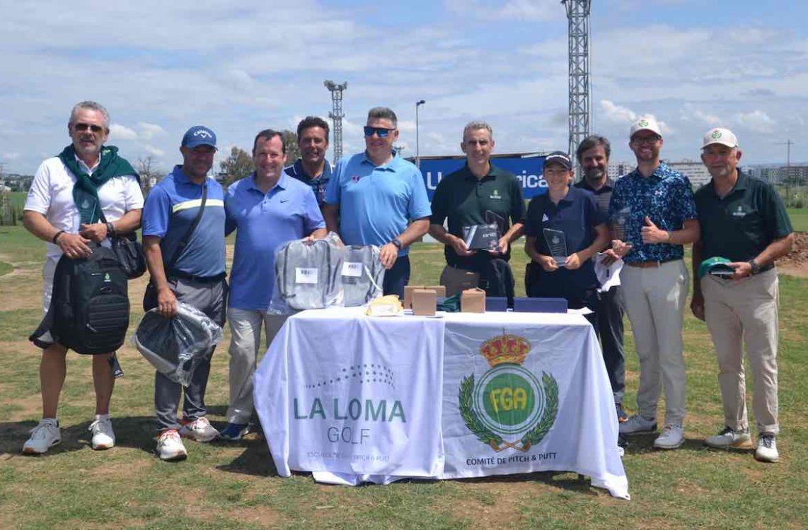 Juan José Grande bendice el estreno de la Loma Golf en la IV Prueba Puntuable de Pitch & Putt