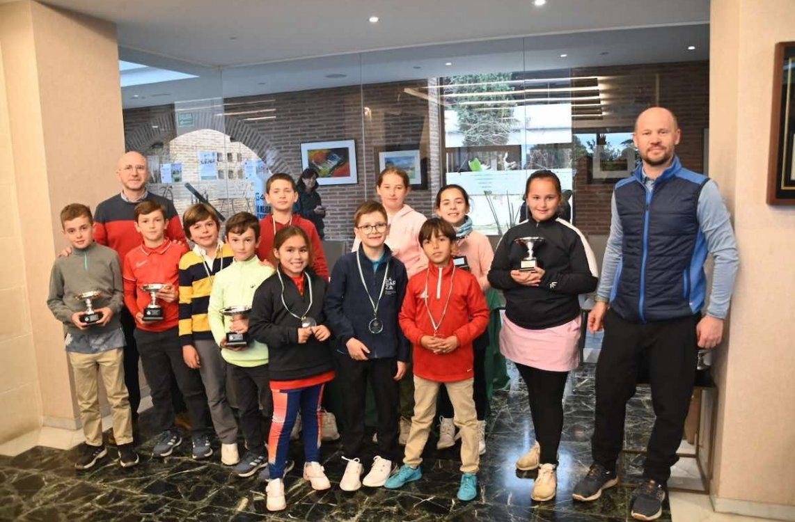 Los hermanos Dos Santos triunfan en el Pequecircuito de Andalucía en Granada